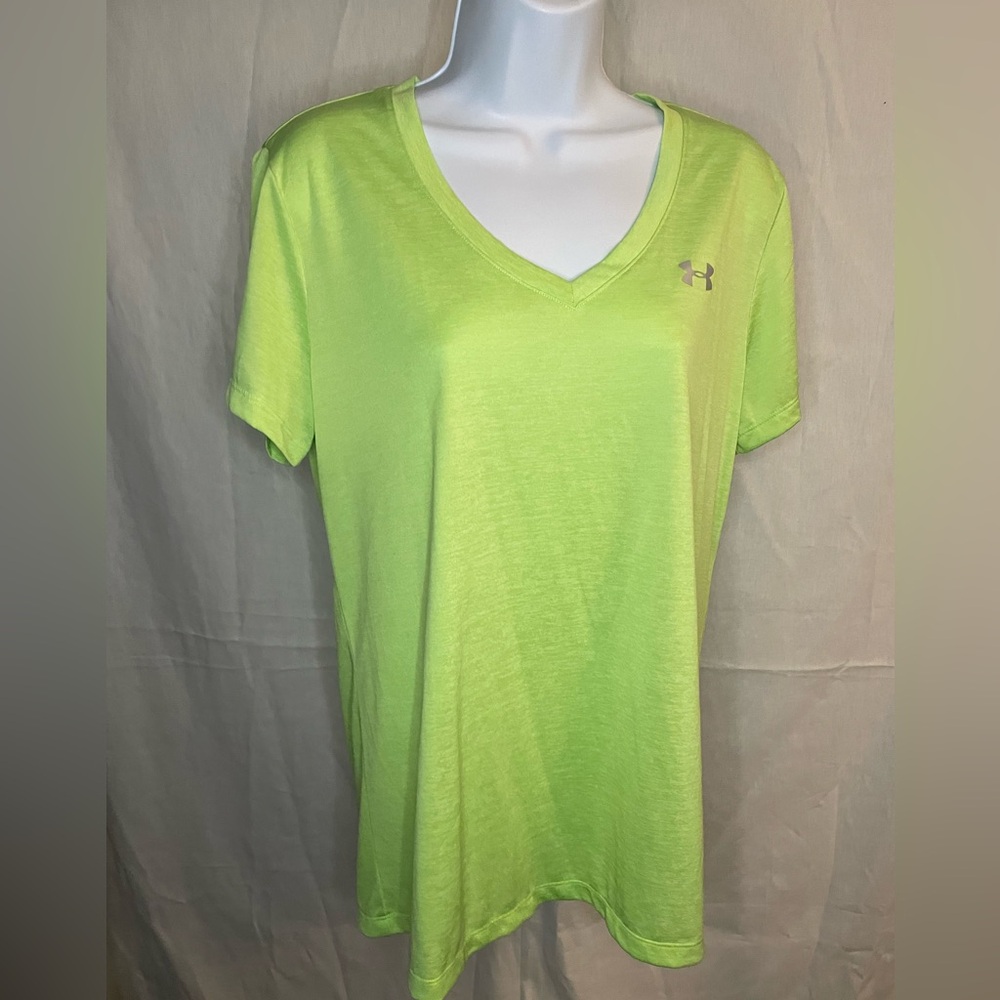 UnderArmour Women’s L Lime Green Tshirt